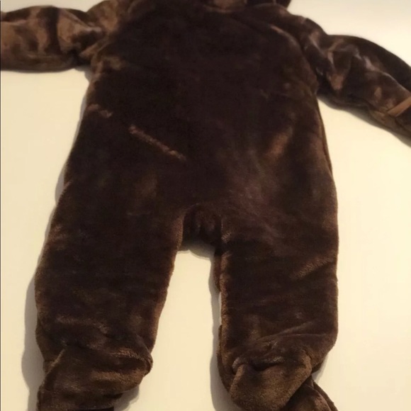 Football Snowsuit/ Bunting suit 3/6 Months - Picture 4 of 4